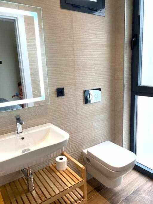 Deluxe Twobedroom Apartment Seville Downtown Bagian luar foto