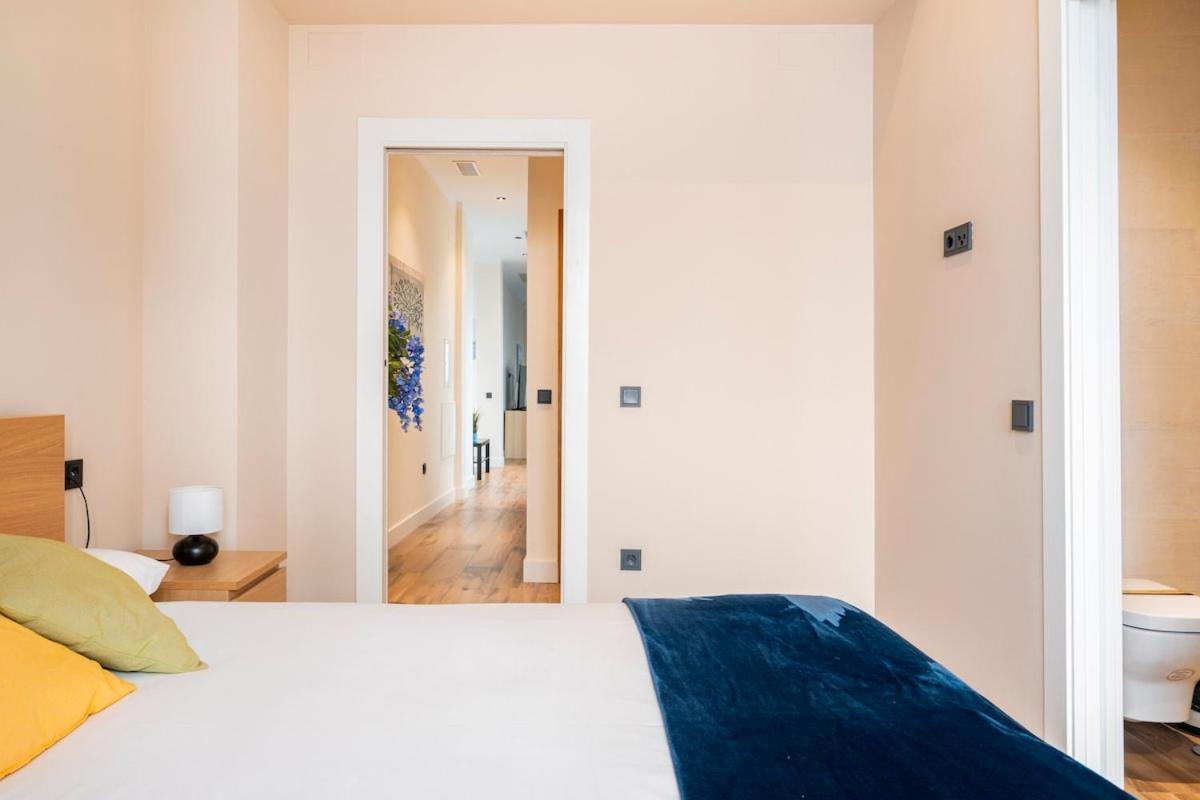 Deluxe Twobedroom Apartment Seville Downtown Bagian luar foto